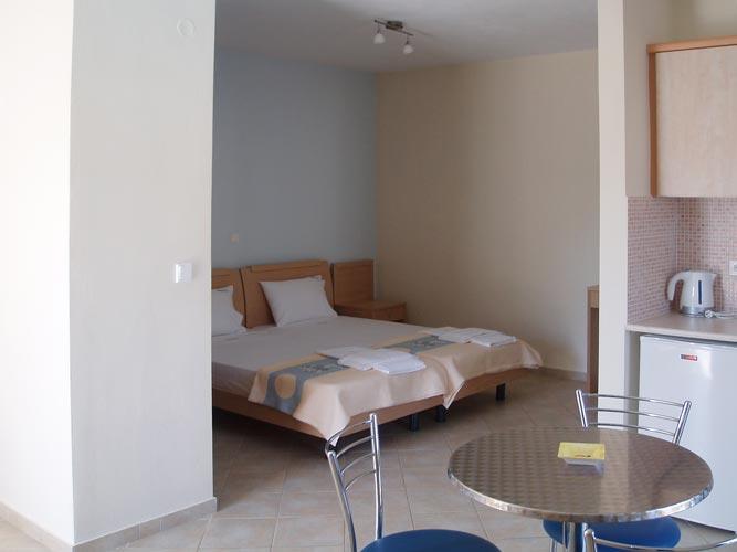 Nautilus Apartments Lesbos Island Buitenkant foto