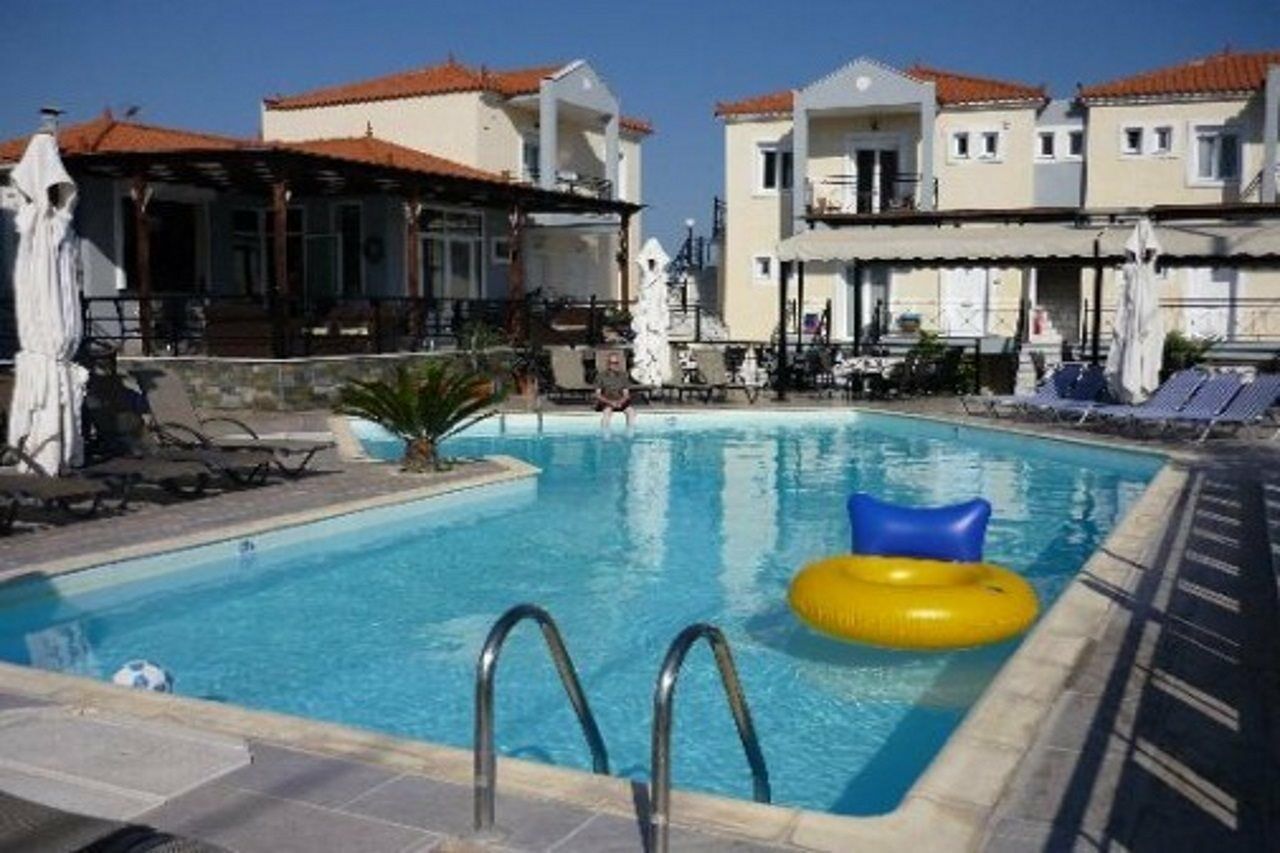 Nautilus Apartments Lesbos Island Buitenkant foto