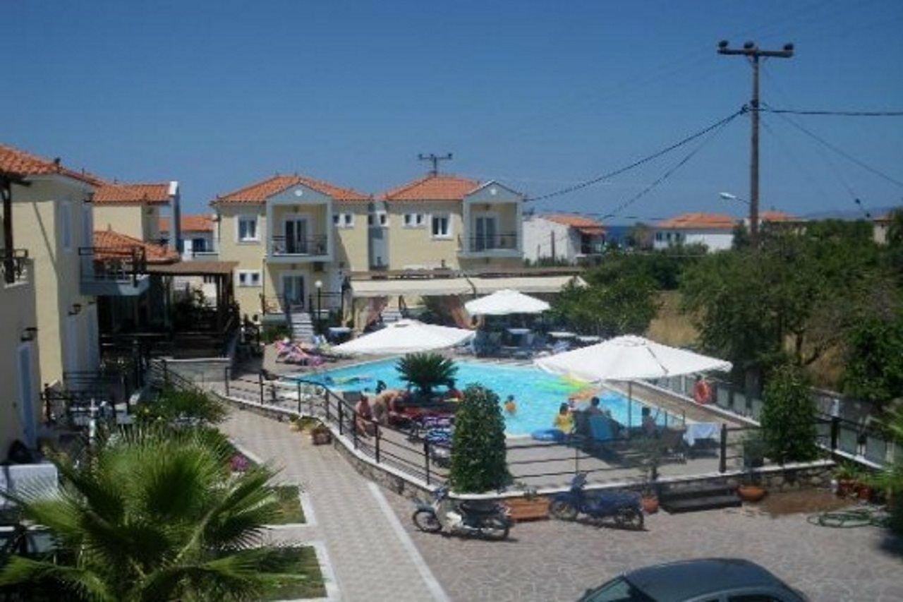 Nautilus Apartments Lesbos Island Buitenkant foto